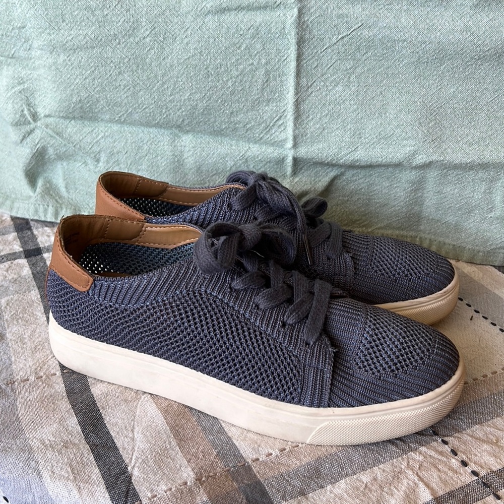 lucky brand knitted mesh sneakers